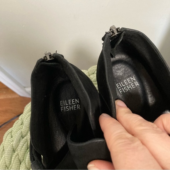 Eileen Fisher Ives Tumbled Black Nubuck chunky Heel Bootie - Picture 7 of 11